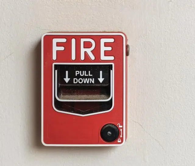 这个常见的火灾报警按钮，千万别乱按